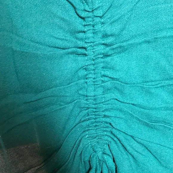 Express Top - Picture 2 of 7